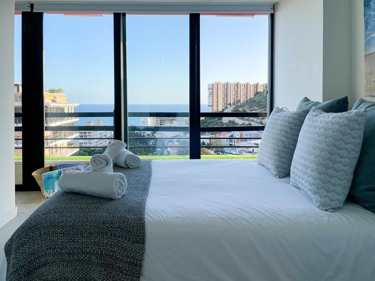 Tyba Deluxe Apartment Аликанте Екстериор снимка