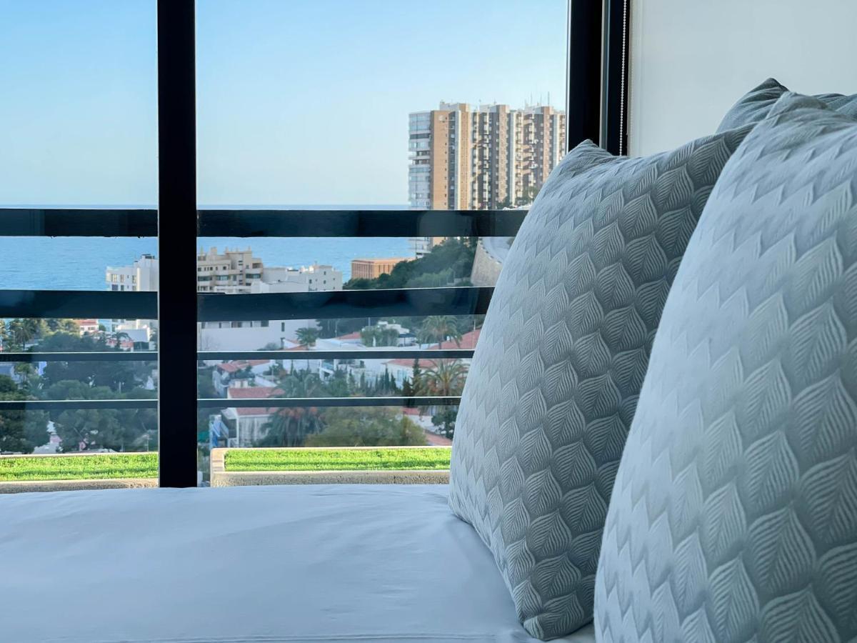 Tyba Deluxe Apartment Аликанте Екстериор снимка