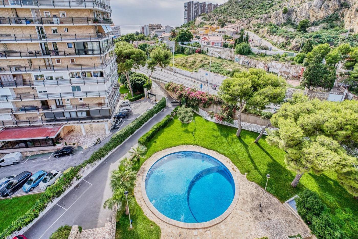 Tyba Deluxe Apartment Аликанте Екстериор снимка